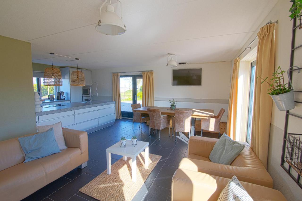 Luxus Familienvilla Mit Jacuzzi & Sauna Tzummarum Eksteriør billede